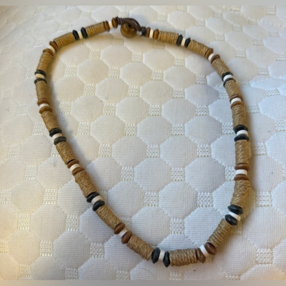 Natural Tan and Black Beaded Choker Necklace